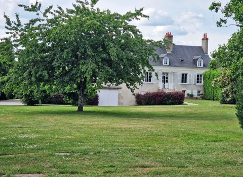 Cabinet LOIRE & CHARME Immobilier - Demeures de caractère en Val de Loire