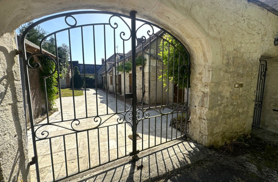 Photo 12