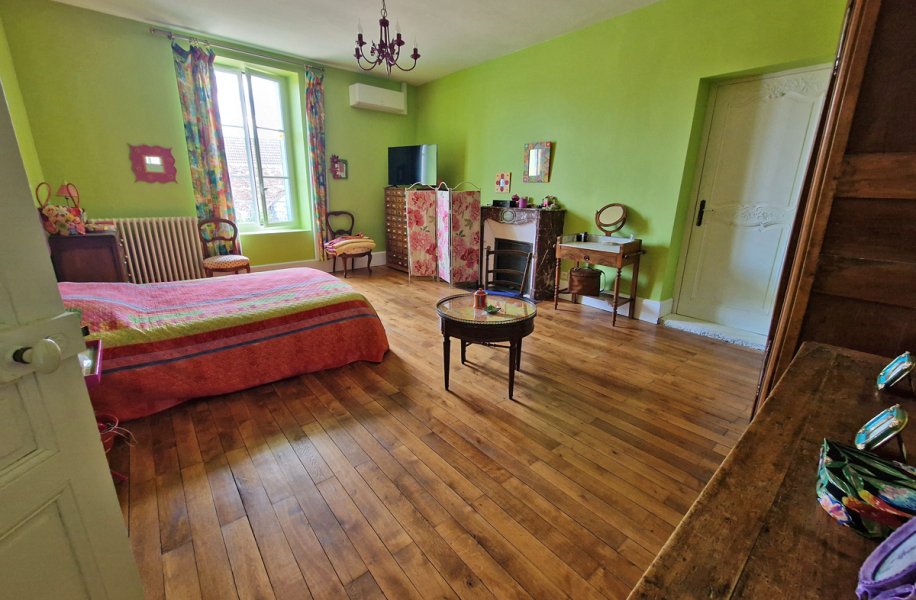 Photo 12