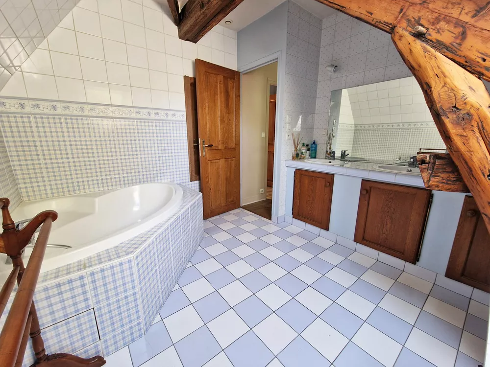 Photo 16